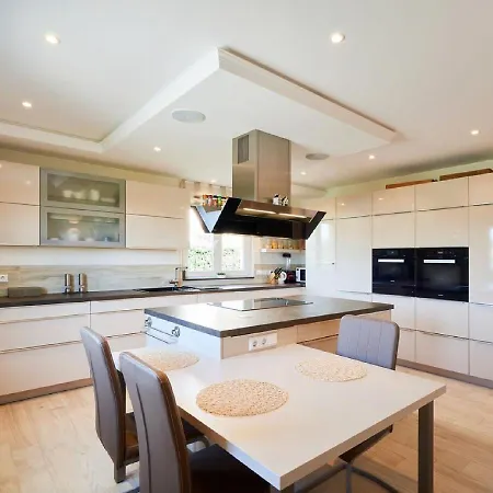 Quiet & Residential Street 4 Bedrooms * Luxembourg
