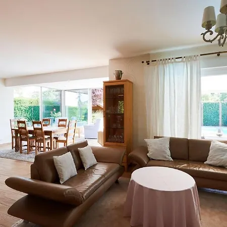 Appartement Quiet & Residential Street 4 Bedrooms