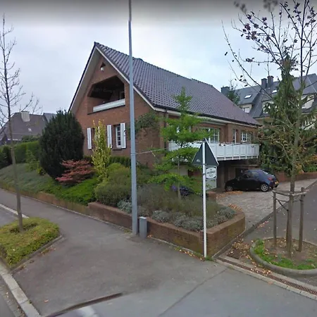 Appartement Quiet & Residential Street 4 Bedrooms